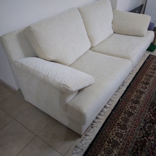 Two sofas set like new, two-seater and three-seater
