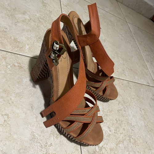 Brown orange women's summer shoes used, size 39
