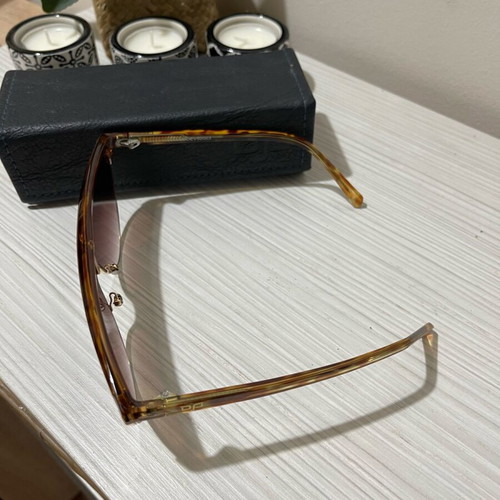 Ojo sunglasses like new, women's