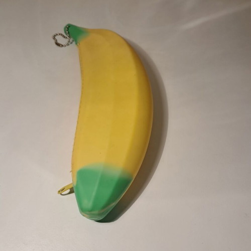 Banana-shaped silicone pencil case wallet and pouch new, 20 cm