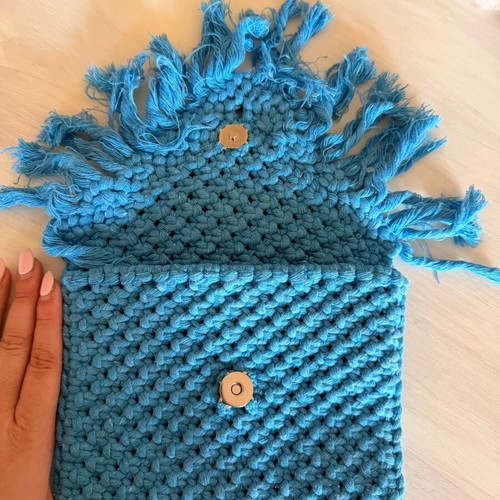 Handmade knitted handbag new, blue