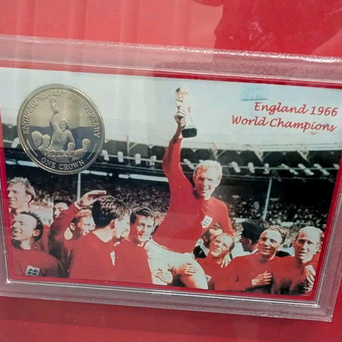 Collectible 1966 World Cup Winner Frame with Authentic Wembley Seat and Autographs, New