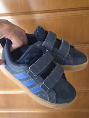 Adidas kids' athletic shoes size 29 used, blue