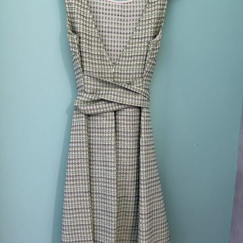 BO2 sleeveless A-line dress with green geometric brocade pattern