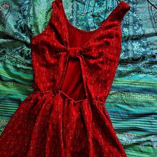 H&M Divided dress with open back and bow, size XXS / 32