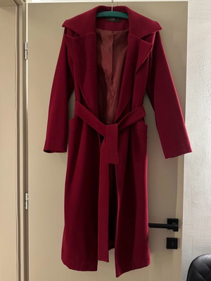 Joymiss burgundy coat like new, size S/M