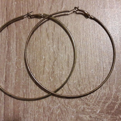 Large hoop earrings used, good condition