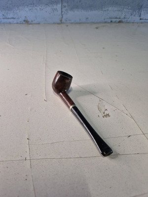Tobacco pipe used in good condition