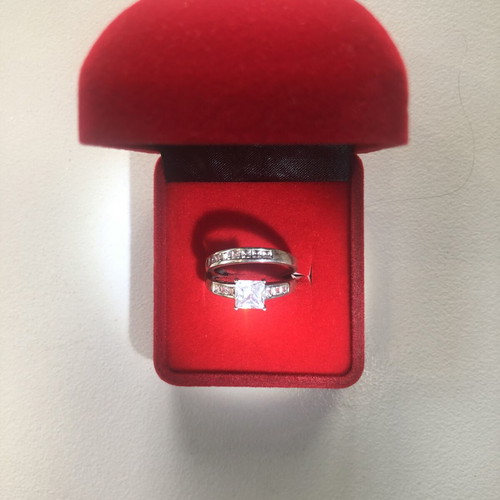 Engagement ring silver 925 with zircon, new