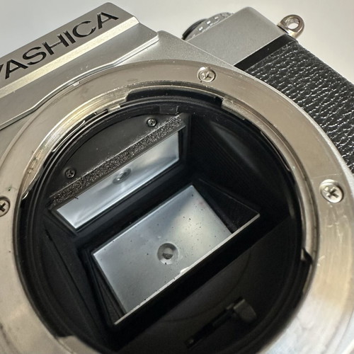 Yashica FRii camera with DSB 50mm f/1.9 lens like new
