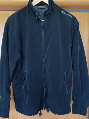 Jacket like new, windproof and waterproof, black, size S