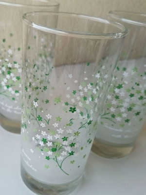 SET OF 3 WATER GLASSES WITH FLOWERS