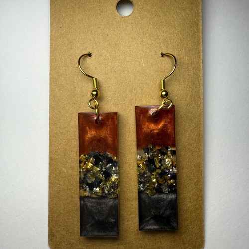 Handmade earrings new from resin with stones