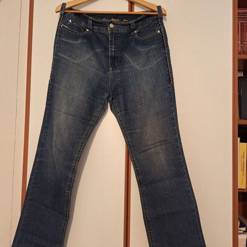 Mia women's jeans size 52 like new with decorative stitching