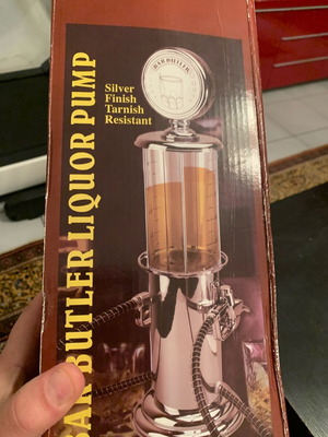 Drink dispenser with pump unused