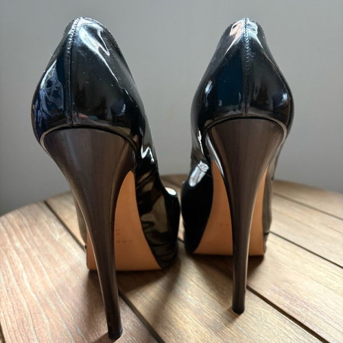 Casadei patent leather pumps like new, black, size 37.5