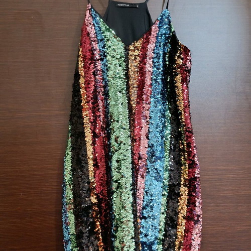 Twenty 29 sequin dress like new, size Large multicolor