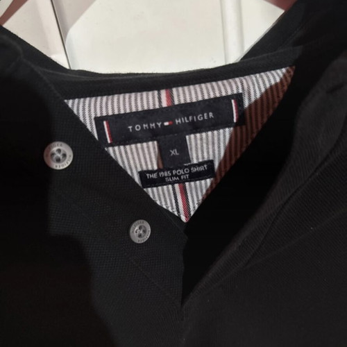 Tommy Hilfiger polo shirt black, like new, XL