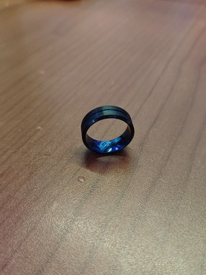 Men's ring blue and black size 10 like new