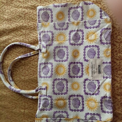 Beach bag with matching cotton shoulder bag and pouch, new, purple and yellow