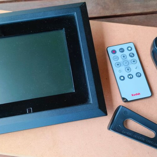 Kodak EasyShare S510 digital photo frame 5.6 inches like new