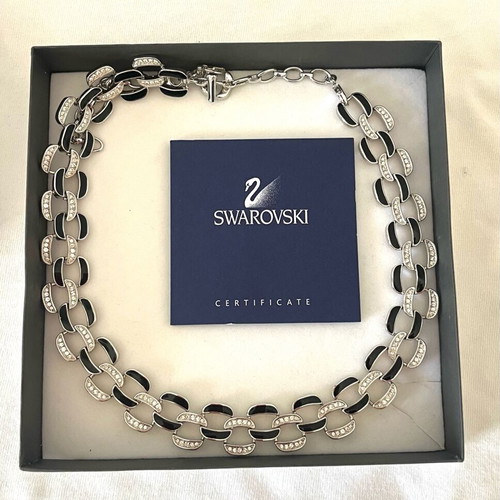 Swarovski luxury set necklace and bracelet with black enamel and pavé crystals