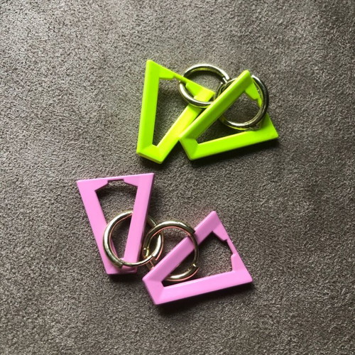 Earrings 2 pairs like new, pink and yellow fluo