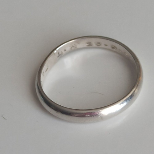 Vintage 925 Silver Ring Bombé Shape, Thin Band like new