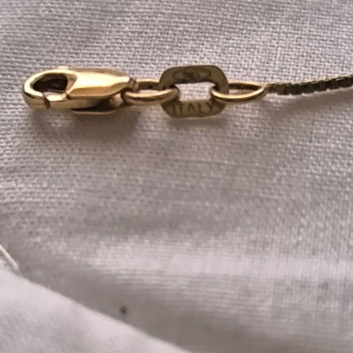 Italian 585 gold necklace like new with stones, 46 cm length