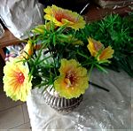  Διακοσμητικό μπουκέτο με λουλούδια