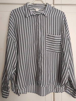 Πουκάμισο ριγέ H&M λευκό, σαν καινούργιο, μέγεθος M