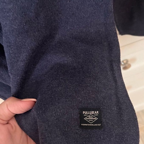 Men's blue Pull&Bear sweater used, size L
