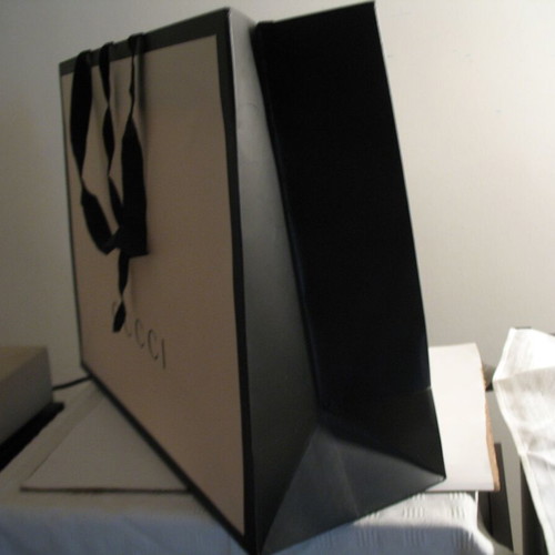 Gucci paper shopping bag very large, unused 48x36x17