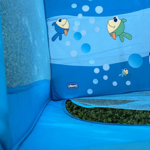 Chicco playpen with baby mattress, easy transport