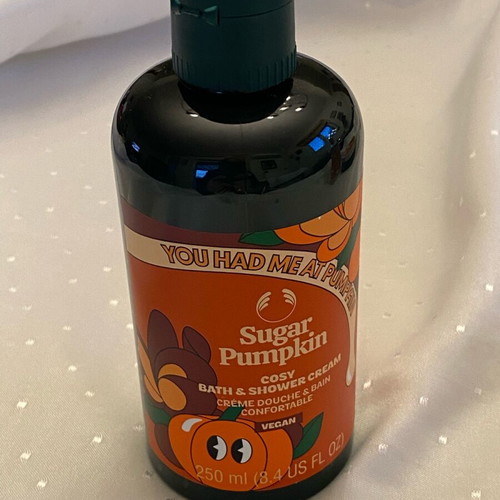 The Body Shop Sugar Pumpkin set new with pumpkin scent