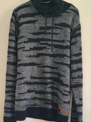 Funky Buddha men's sweater used for M and L