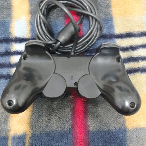 PlayStation 2 PS2 original controller used with good analog sticks