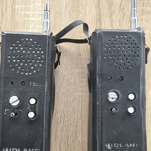 Midland VHF portable radios pair used, model 1976-1979