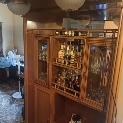 Bar living room unit like new, carved natural wood