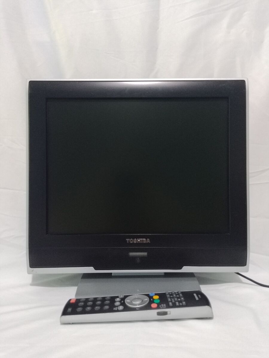 Toshiba 15V300PG 15