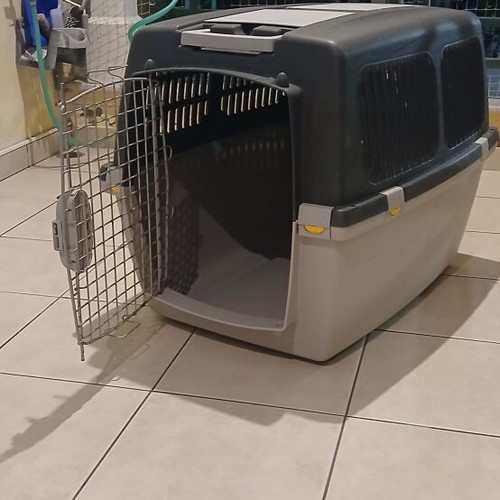 Gulliver No5 Dog Carrier used, suitable for medium and large dogs