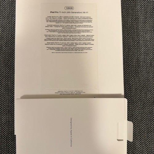 Apple iPad Pro 11-inch 4th generation 128GB Space Gray like new