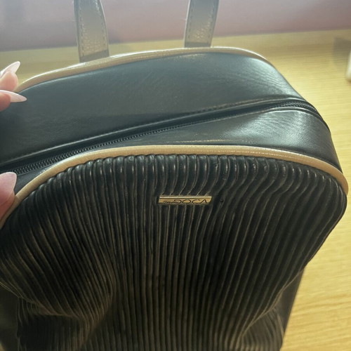 Doca backpack like new, black and beige