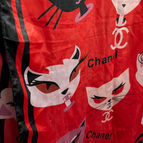 Red satin scarf with cat pattern used