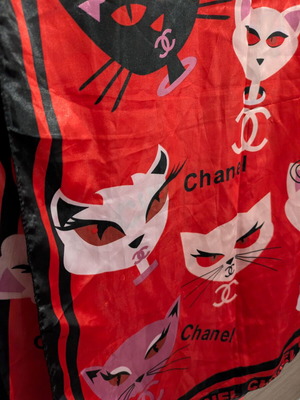 Red satin scarf with cat pattern used
