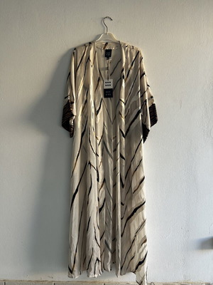Access Fashion Maxi Kimono Dress new with tags, size M/L, sand zebra print