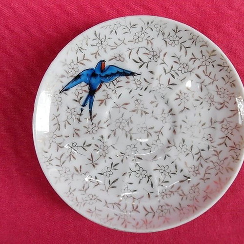 Porcelain cups with blue birds and gold designs, set of 4