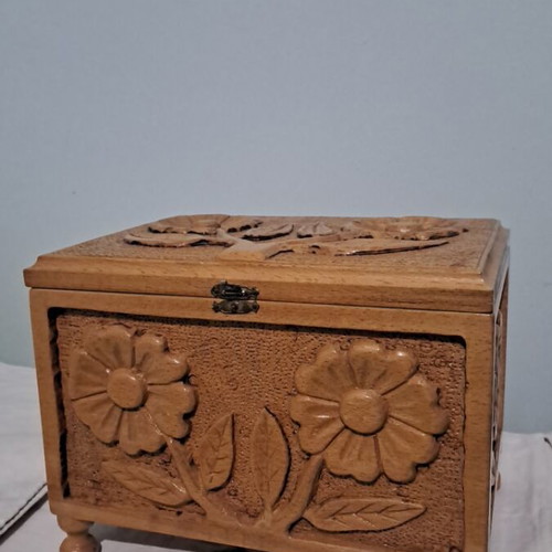 Jewelry box handmade wooden beige, new