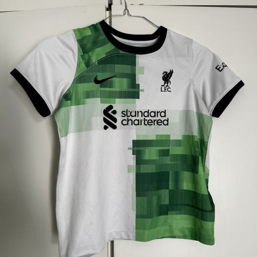 Nike Liverpool FC Away Kit kids set used, size 122-128 cm