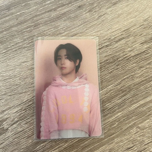 Stray Kids Japanese Season's Greetings 2024 Han lenticular photocard like new, official